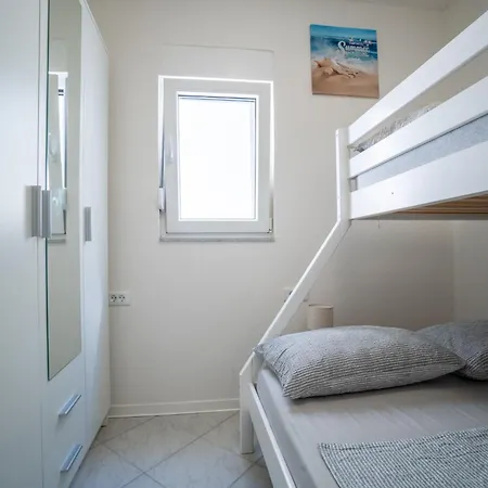 Skundric 2 By Interhome * Vir